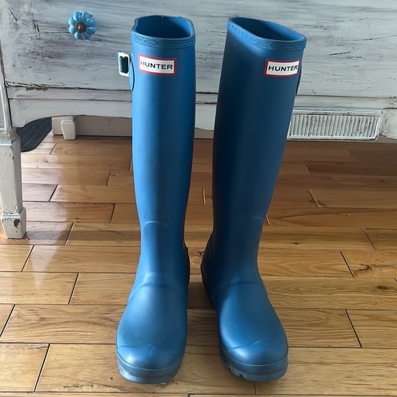 Blue Hunter Boots - Picture 2 of 16
